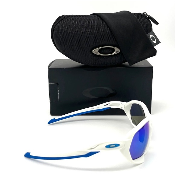 OAKLEY PLAZMA (A) OO9019-16 Matte White / Prizm Sapphire 59mm Sunglasses - Picture 4 of 4